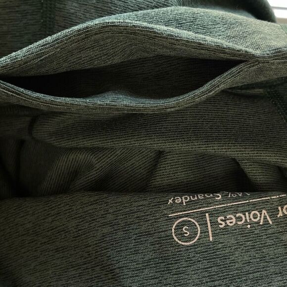 Outdoor Voices OV Warmup 7/8 Leggings (Heather Hunter Green) - Small - Picture 9 of 10